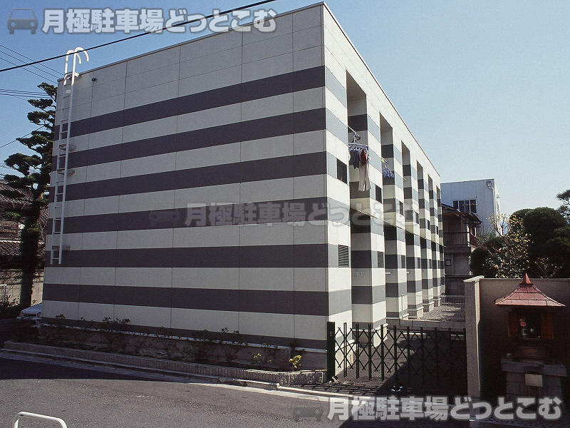 東大阪市花園本町2丁目3－1の月極駐車場1