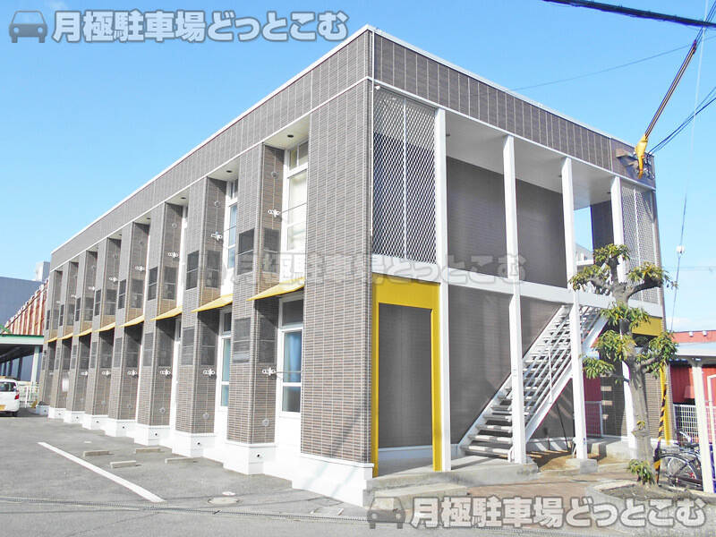 堺市中区深井沢町3408－2の月極駐車場1