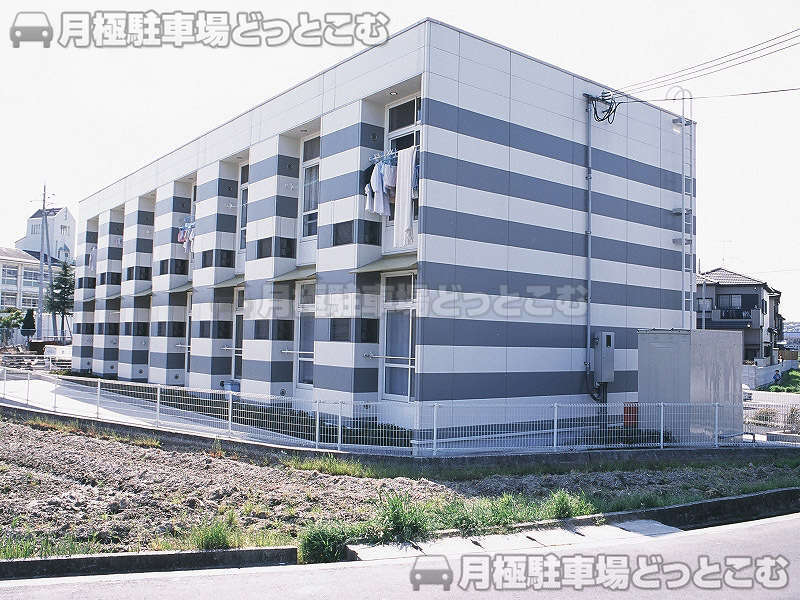 明石市大久保町大窪2037－1の月極駐車場1