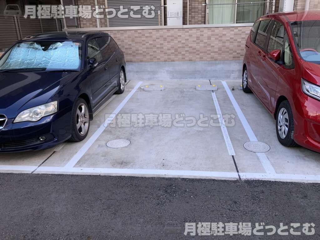 市川市鬼高2-5-7の月極駐車場2