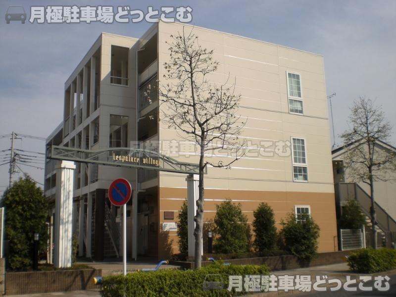 府中市幸町1－12－1の月極駐車場1