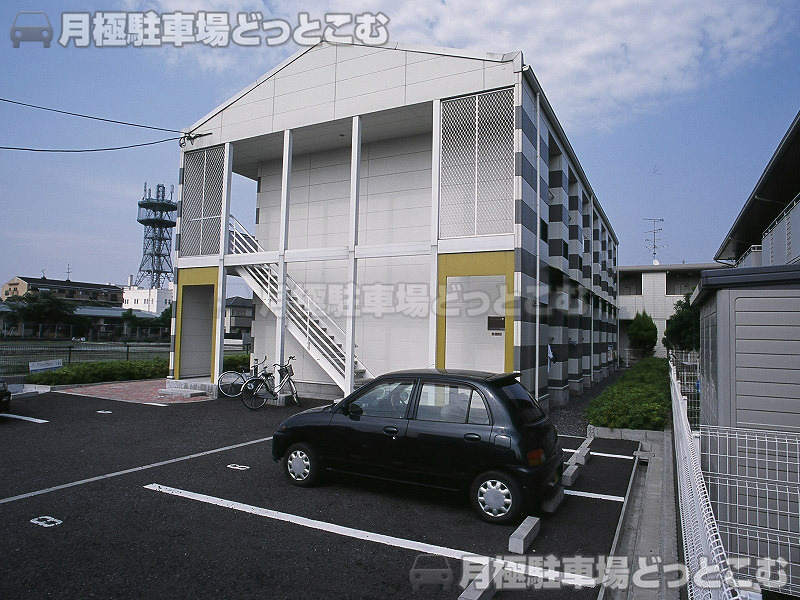 枚方市中宮山戸町19－45の月極駐車場1