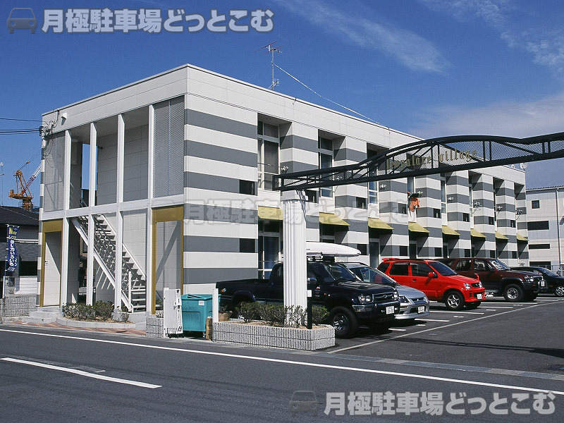 泉佐野市日根野7166の月極駐車場1