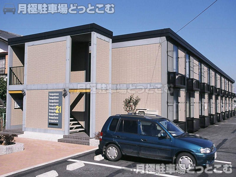 沼津市大岡2135－2の月極駐車場1