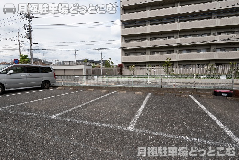松戸市二十世紀が丘中松町78-1の月極駐車場3