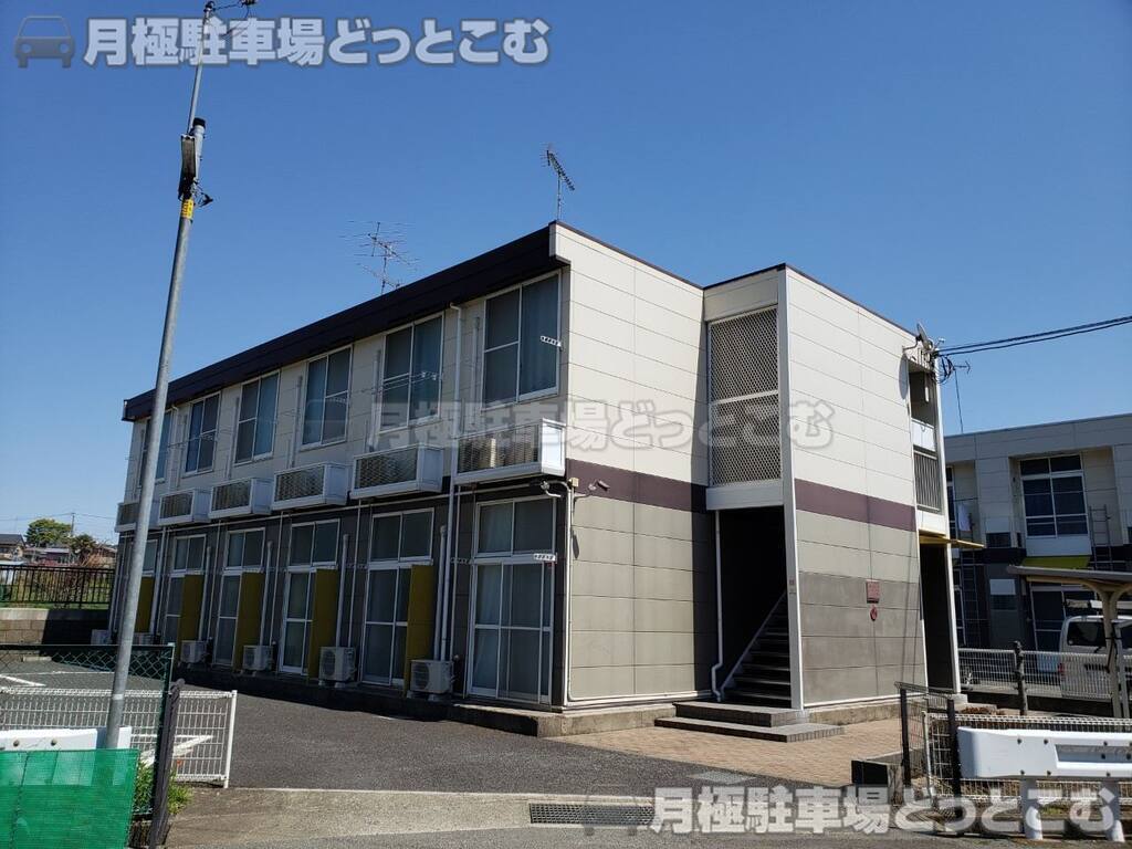 厚木市及川1264－1の月極駐車場1