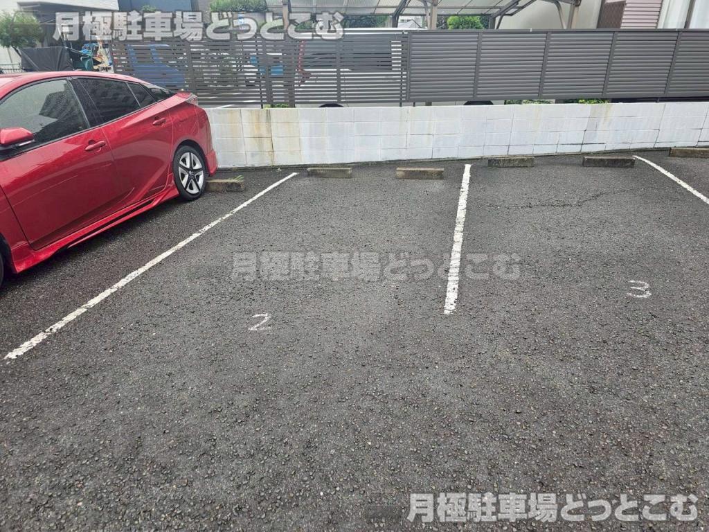 名古屋市西区児玉3丁目3207の月極駐車場6