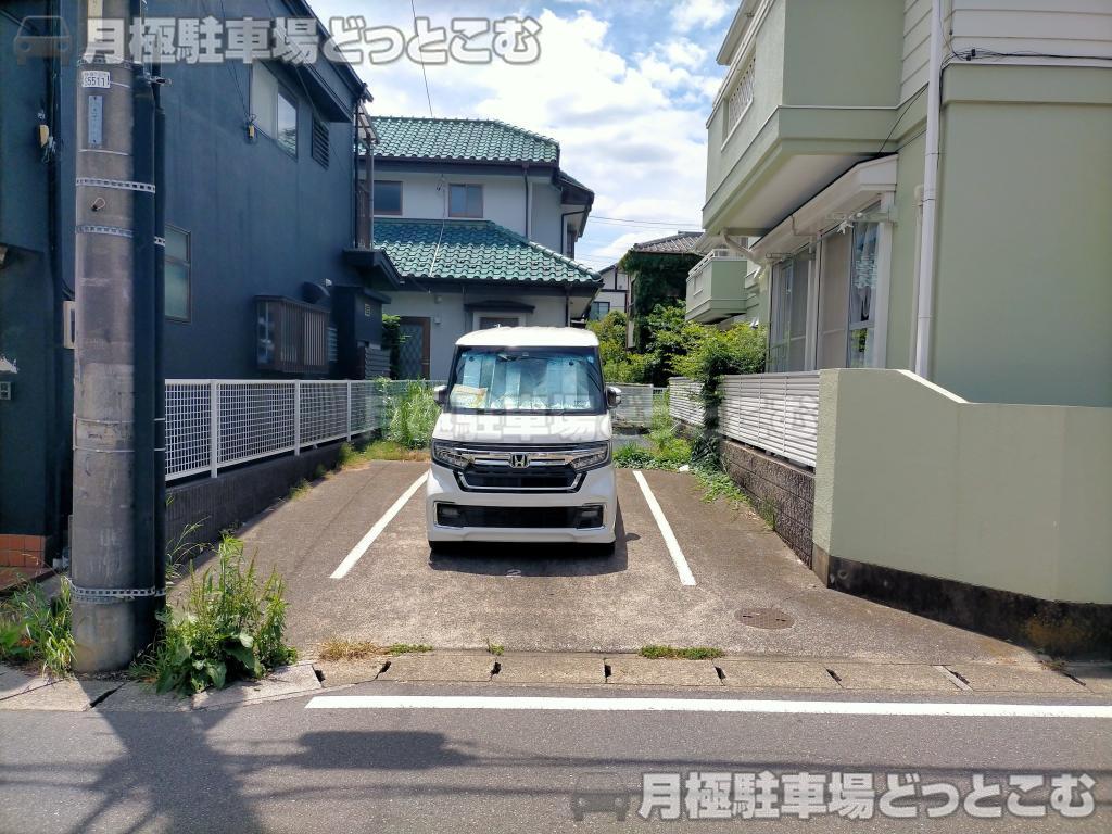 鎌ケ谷市東中沢3丁目3-12の月極駐車場3