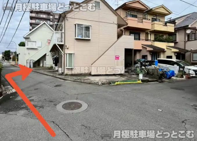 座間市ひばりが丘2丁目48-31の月極駐車場1