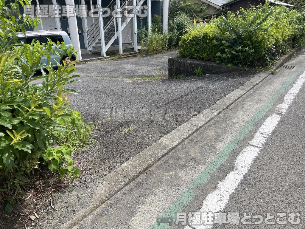 足柄上郡松田町松田惣領433の月極駐車場4
