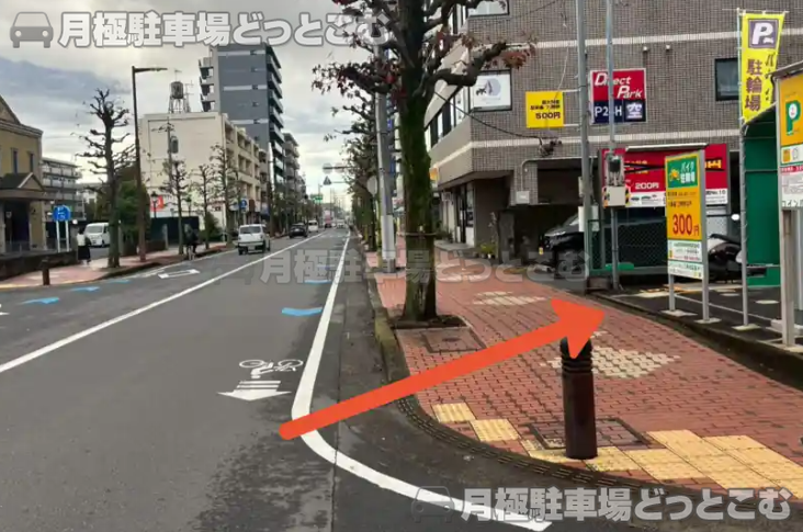 厚木市旭町1丁目32-3の月極駐車場2