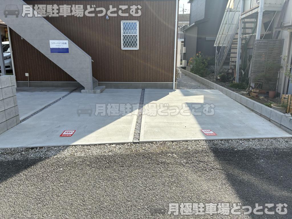 川越市的場2201-10の月極駐車場6