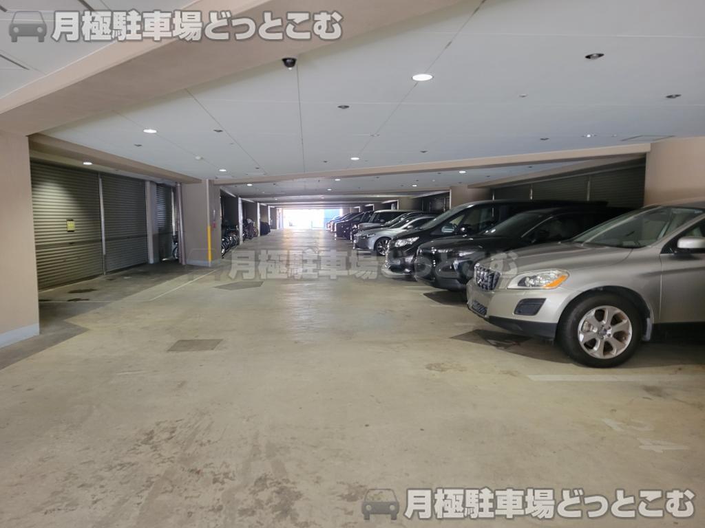 川崎市高津区坂戸1丁目202番1の月極駐車場7