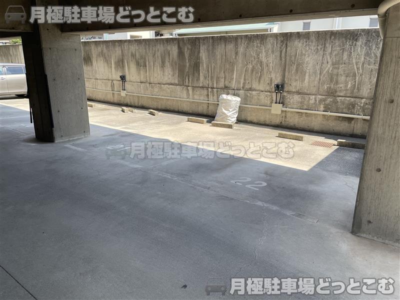 名古屋市中川区打出1丁目70-3の月極駐車場4