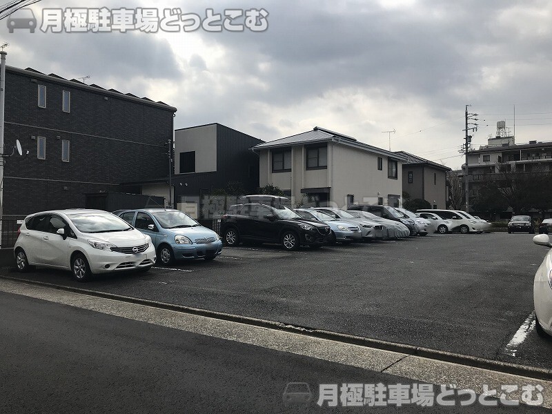 名古屋市東区新出来2丁目205の月極駐車場4