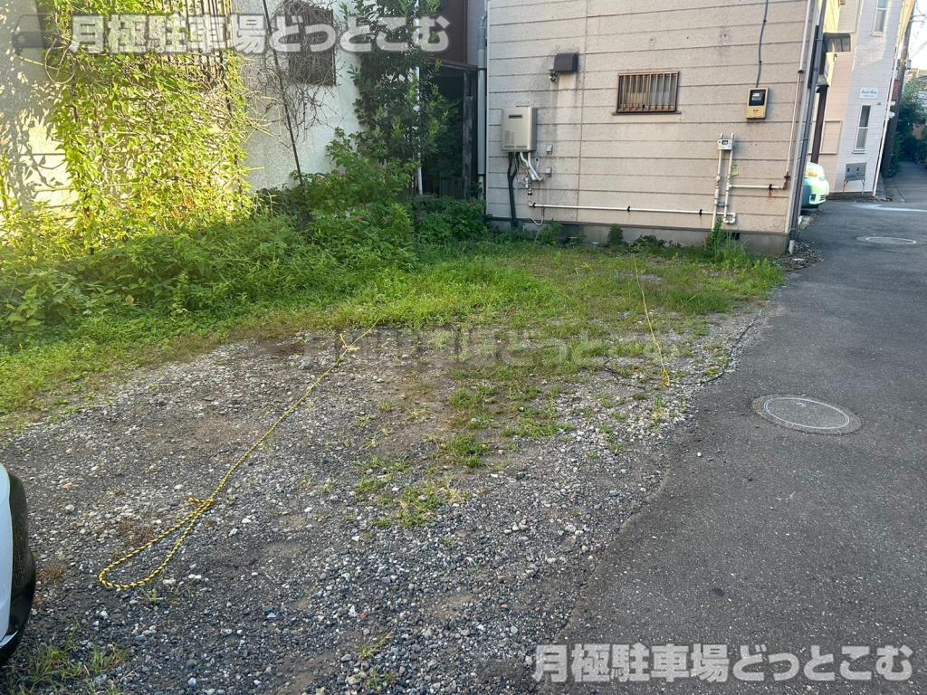江戸川区西葛西1丁目8−9の月極駐車場1