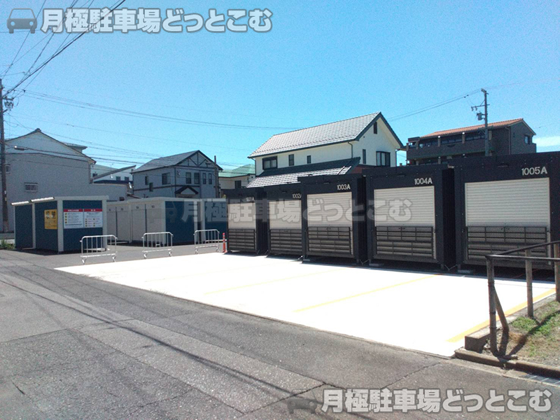 名古屋市中村区城屋敷町3-1-1の月極駐車場1