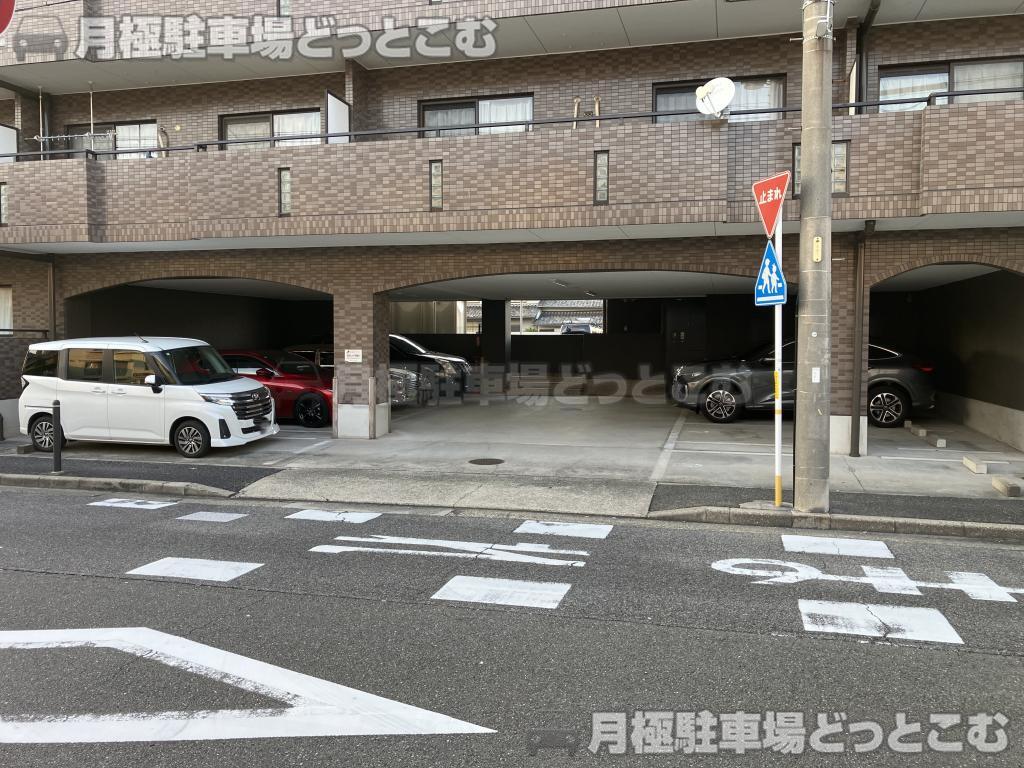 名古屋市中川区伏屋4丁目404の月極駐車場2