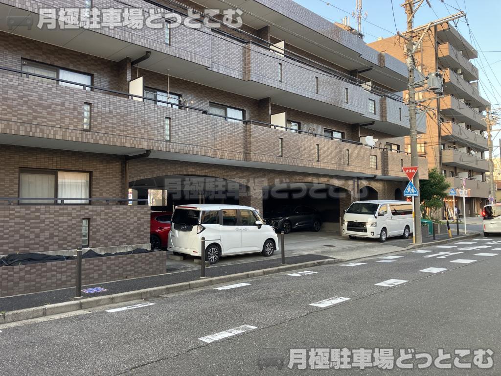 名古屋市中川区伏屋4丁目404の月極駐車場6