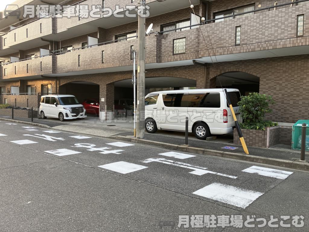 名古屋市中川区伏屋4丁目404の月極駐車場7