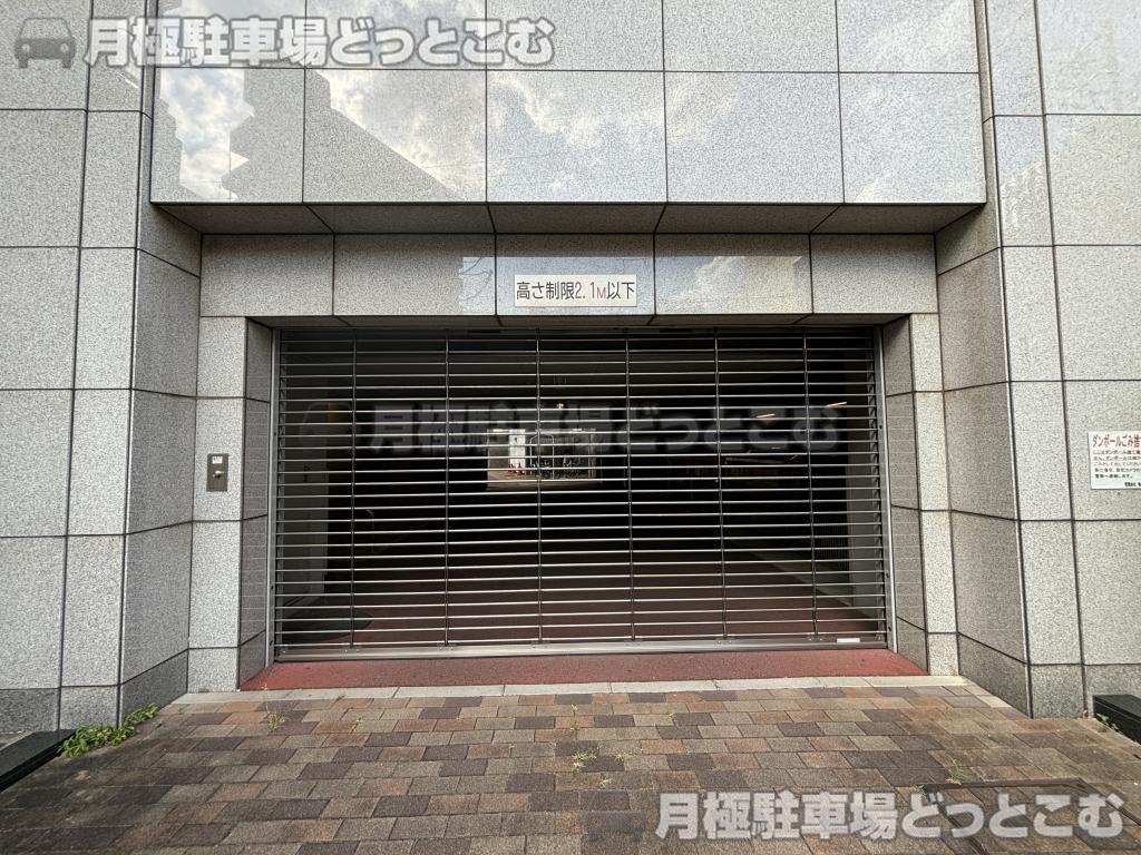 名古屋市中区千代田3丁目34-15の月極駐車場4