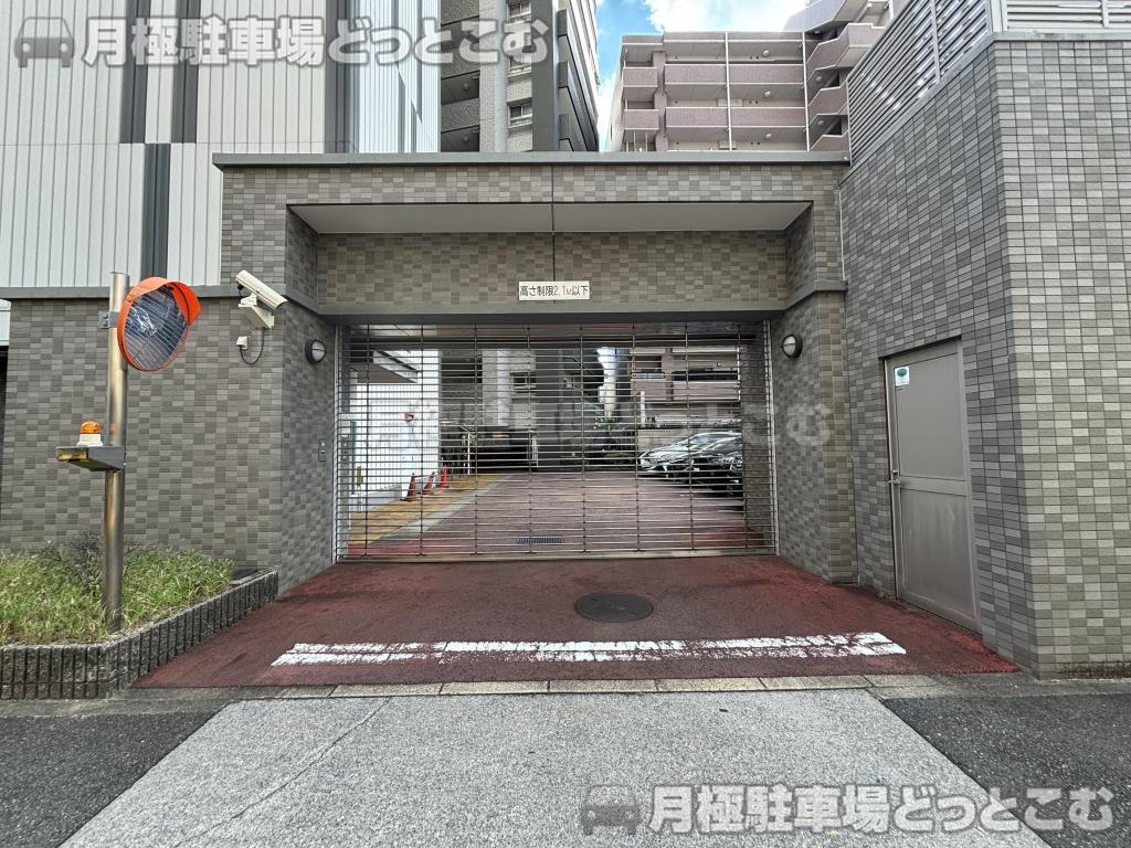 名古屋市中区千代田3丁目34-15の月極駐車場9