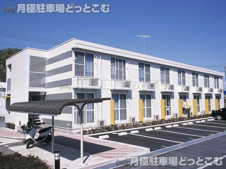 大里郡寄居町寄居100-1の月極駐車場2