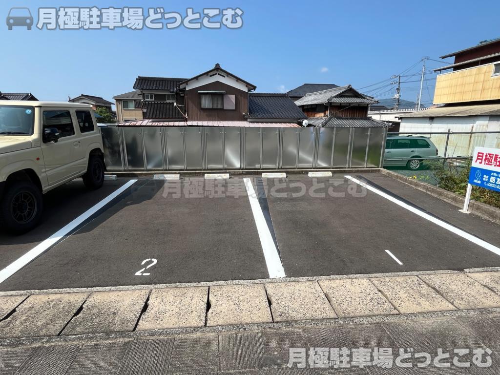 下松市美里町1602-6の月極駐車場2