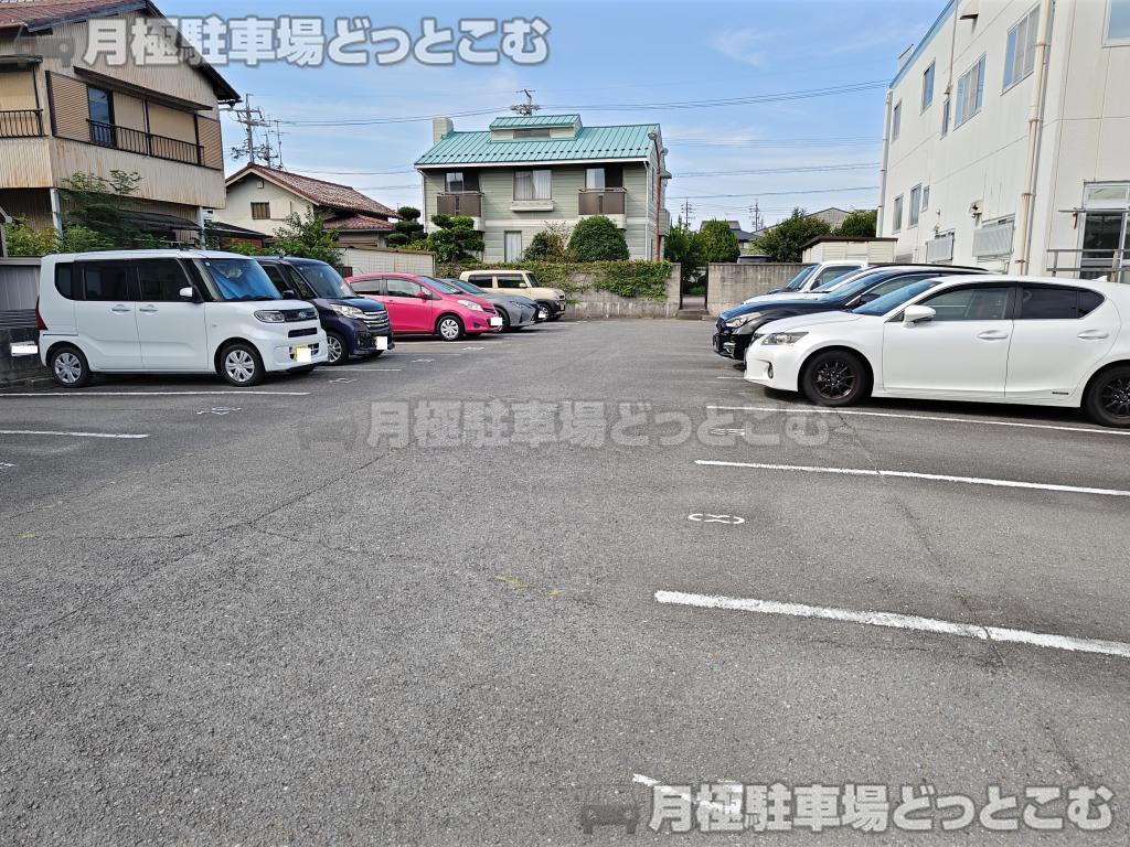 桑名市内堀21の月極駐車場3