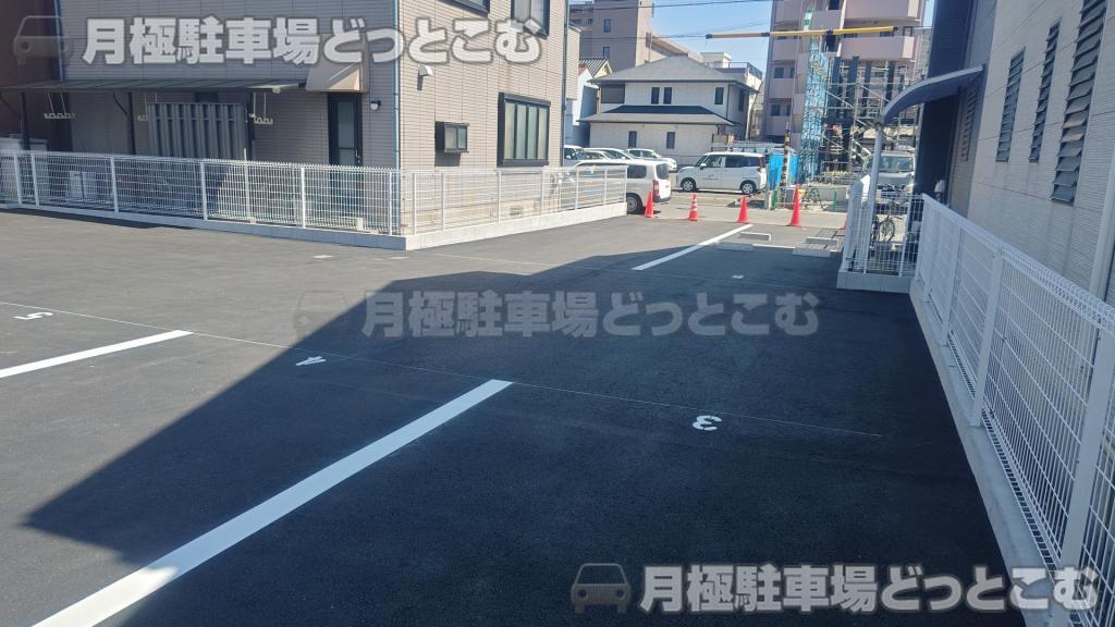 名古屋市北区駒止町2丁目95-1の月極駐車場2