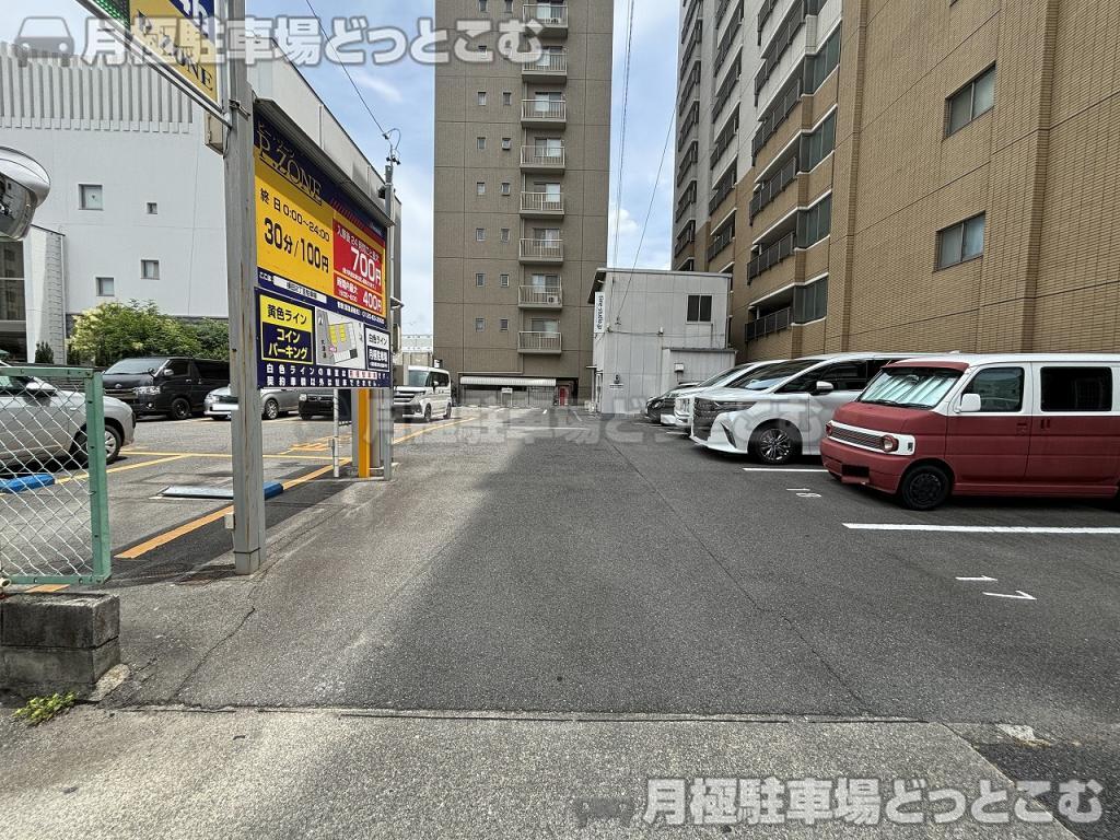 名古屋市熱田区横田2丁目406番1の月極駐車場1