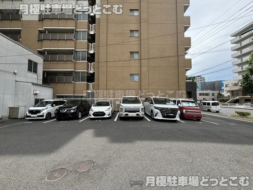 名古屋市熱田区横田2丁目406番1の月極駐車場2