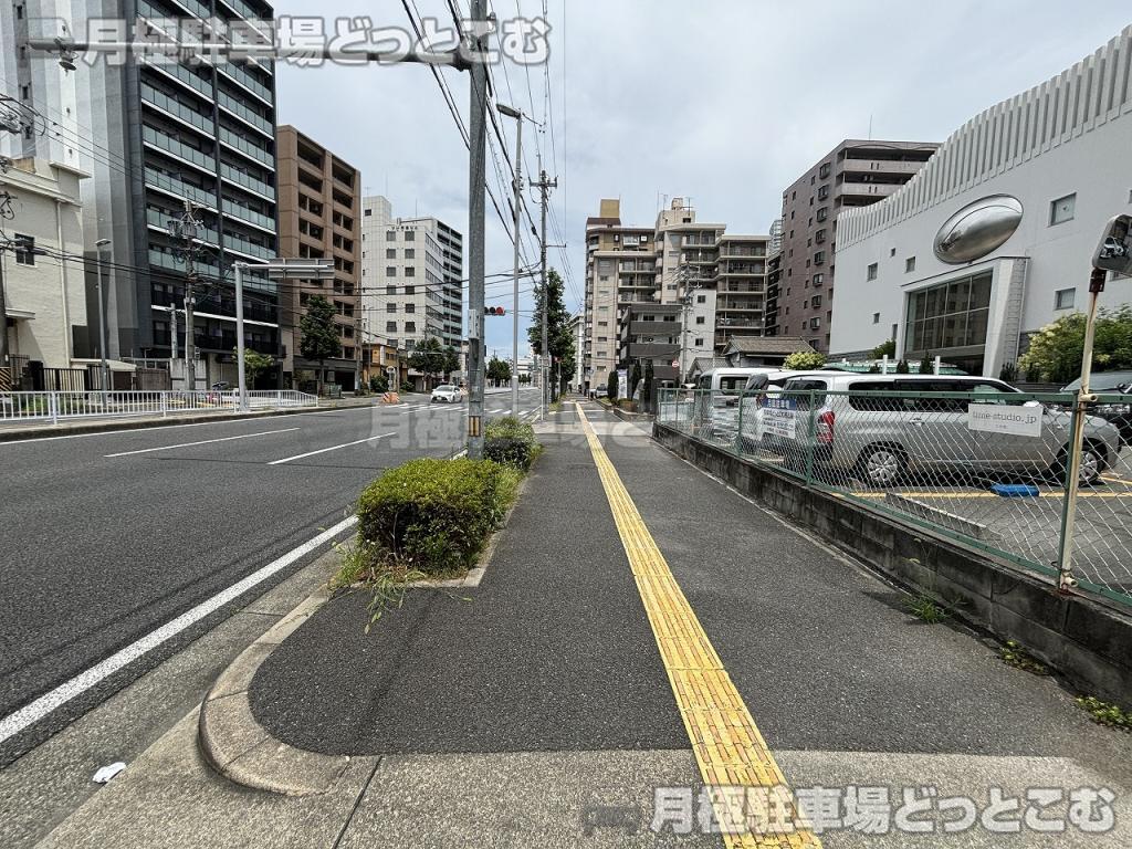 名古屋市熱田区横田2丁目406番1の月極駐車場4