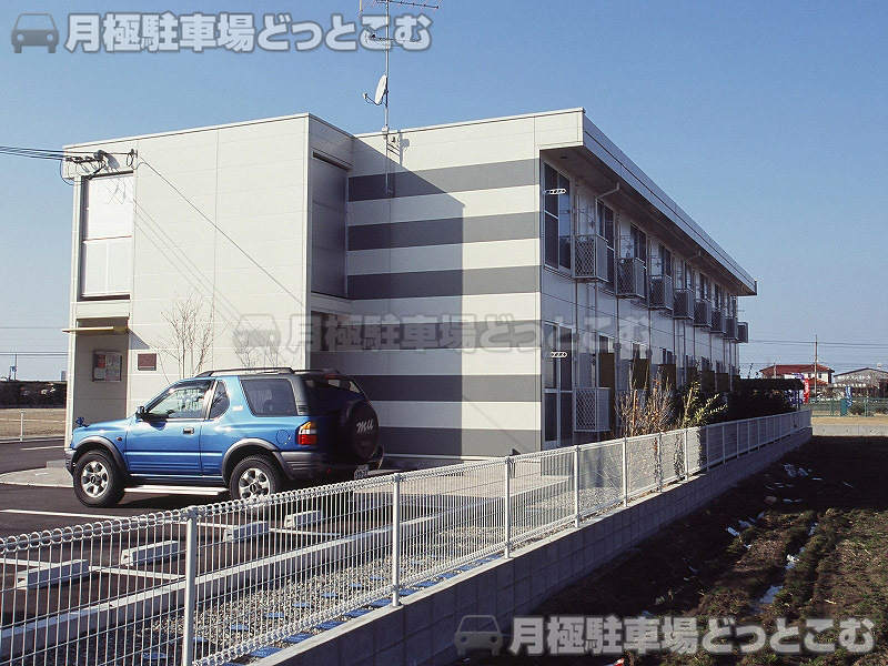 能美市大長野町ト6の月極駐車場1