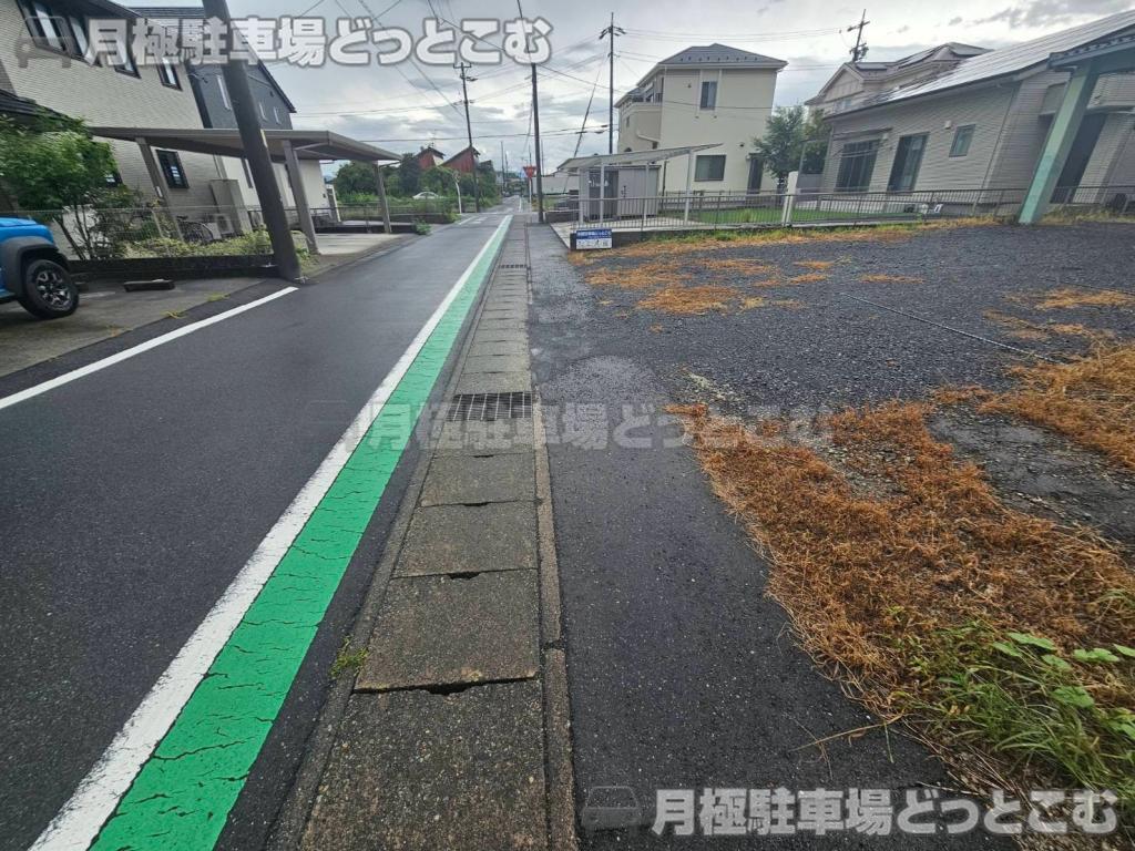 一宮市萩原町串作字女郎花48の月極駐車場8