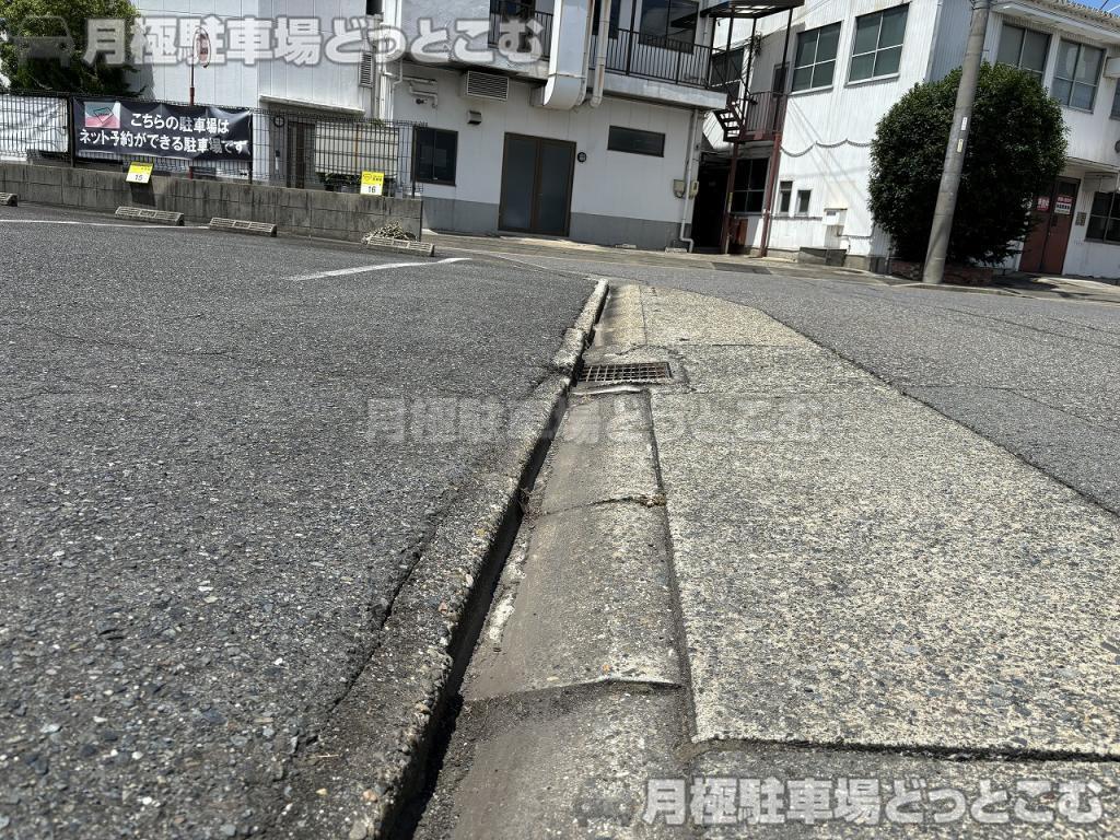 名古屋市中川区澄池町423番の月極駐車場7