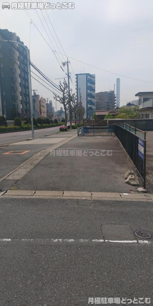 名古屋市千種区香流橋1丁目538の月極駐車場1