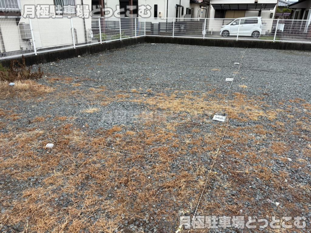 浜松市中央区安松町69-2の月極駐車場3