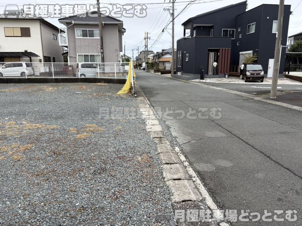 浜松市中央区安松町69-2の月極駐車場9