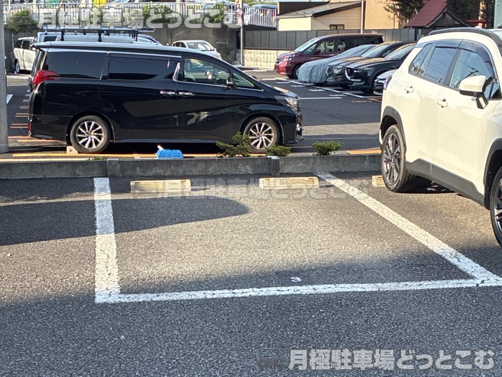 北区岩淵町26−11の月極駐車場5
