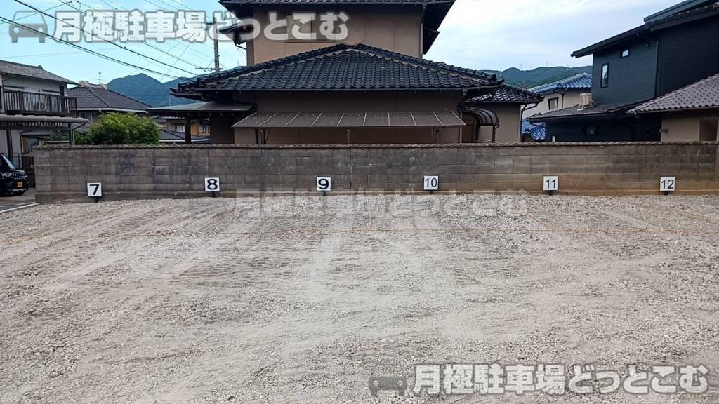 北九州市八幡西区船越1丁目10−18の月極駐車場2