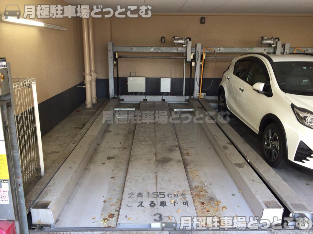 名古屋市中村区名駅南1丁目5-19の月極駐車場2