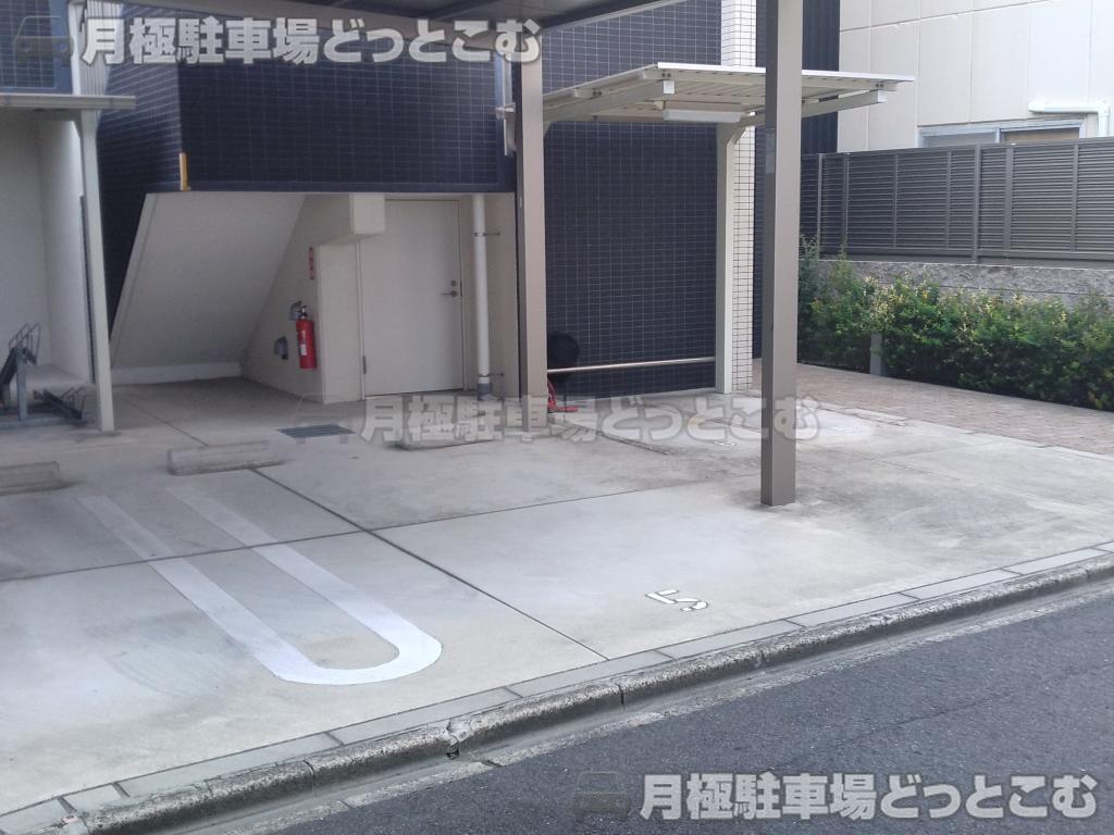 名古屋市中村区則武2丁目6-22の月極駐車場2
