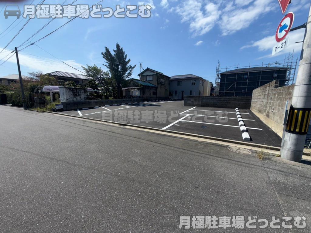 桑名市内堀171の月極駐車場3