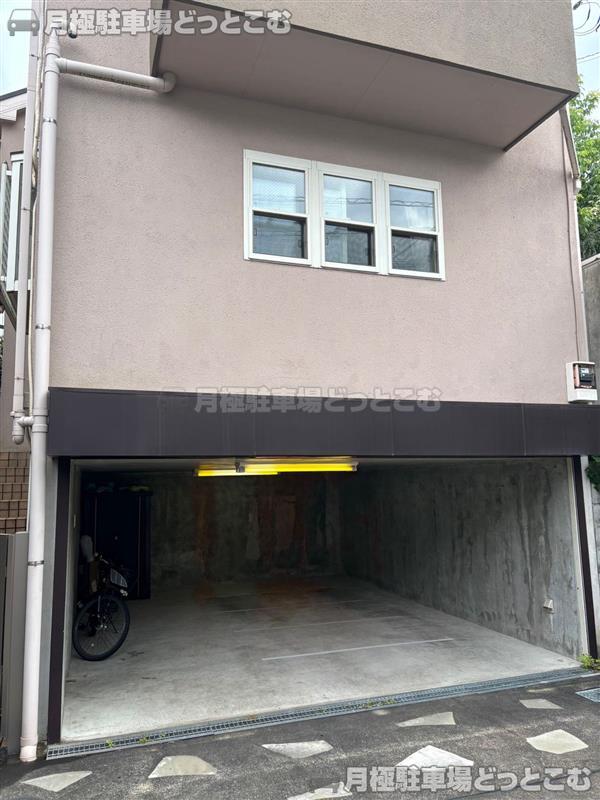 大田区山王4丁目1621-4の月極駐車場1