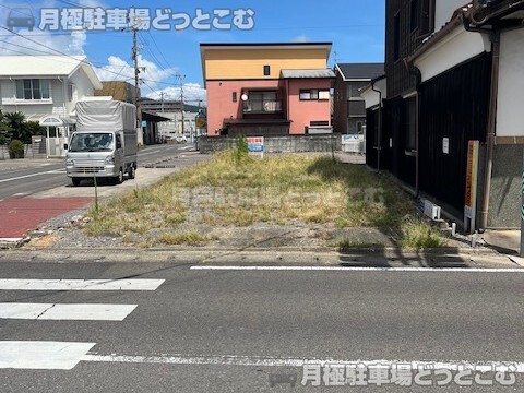 鹿島市高津原字柳篭4390番地1の月極駐車場1