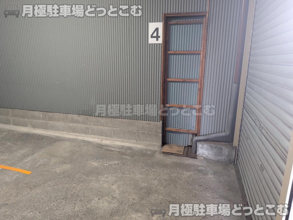 大阪市生野区勝山北5丁目22−5の月極駐車場2