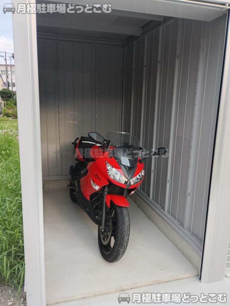 高岡市袋町9番2の月極駐車場3