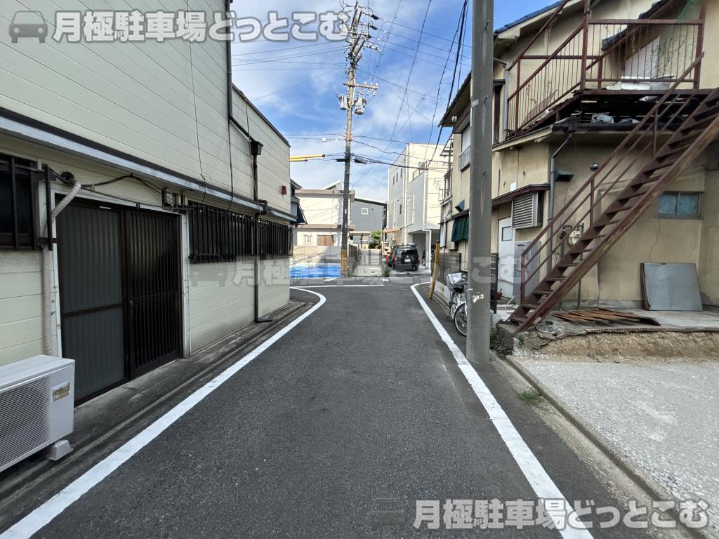 名古屋市千種区松軒2丁目1403の月極駐車場10