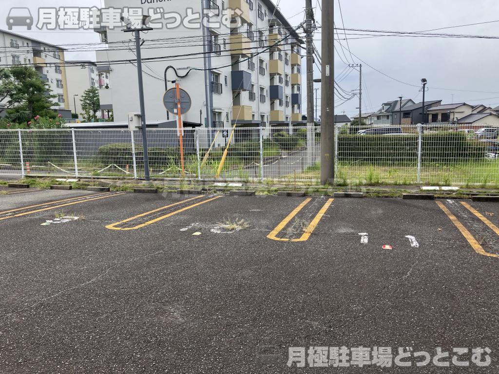 福岡市城南区金山団地の月極駐車場5